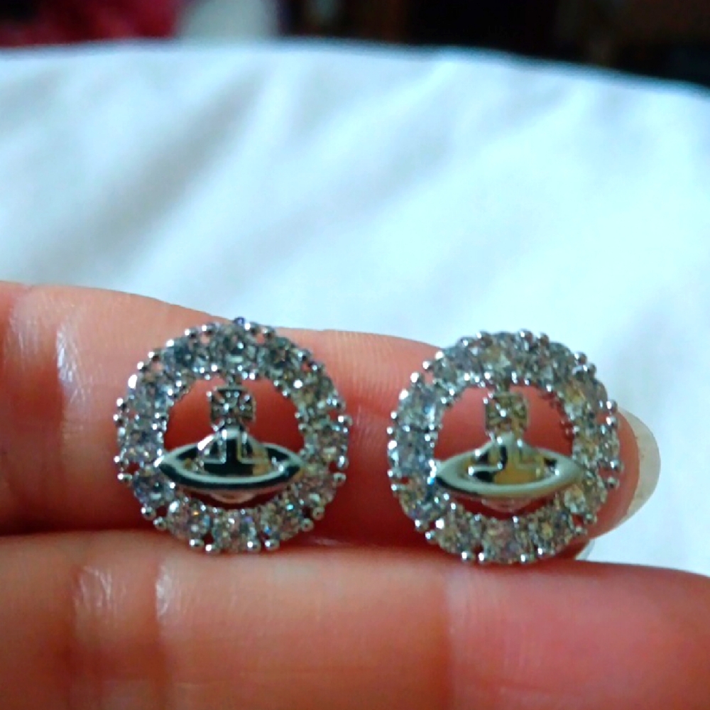 Double Sided Silver Tone 1/2" Stud Earrings NWOT